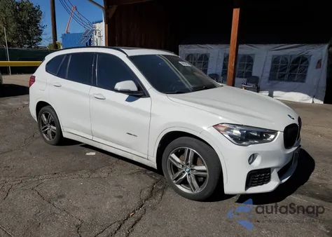 2016 BMW X1 xDrive28I из США, поврежденный, VIN WBXHT3C35G5E50151